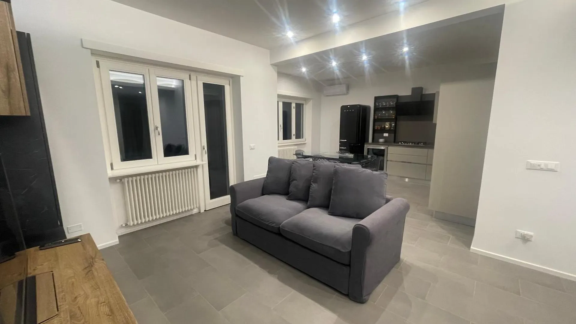 Apartment Great Home Laurentina Metro B Rome