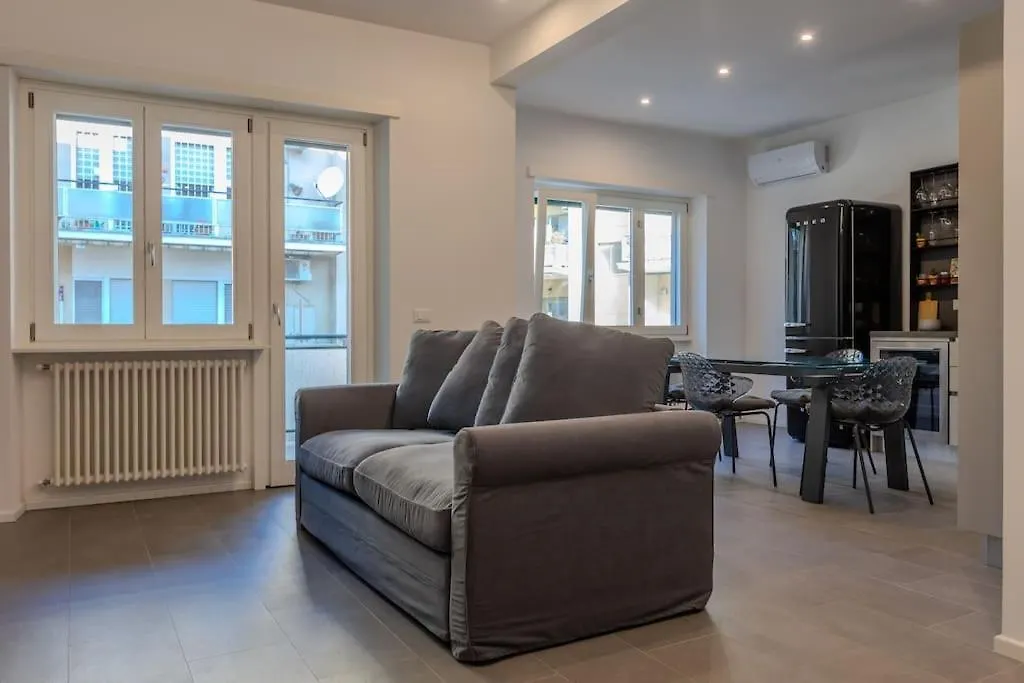 Great Home Laurentina Metro B Rome